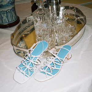 Carrie Bow Sandal White Sz 7.5 - Lisa Says Gah